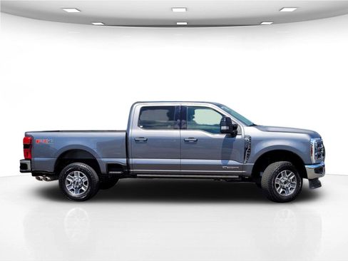 Used 2024 Ford F250 Lariat AWD/4WD image 6