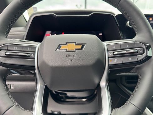 New 2025 Chevrolet Colorado LT w/ LT Convenience Package image 14