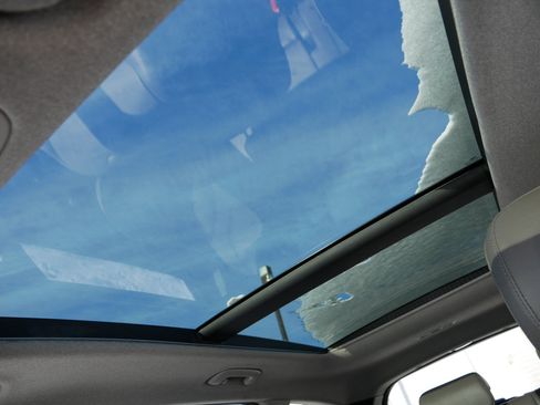 Used 2019 Hyundai Santa Fe AWD image 32