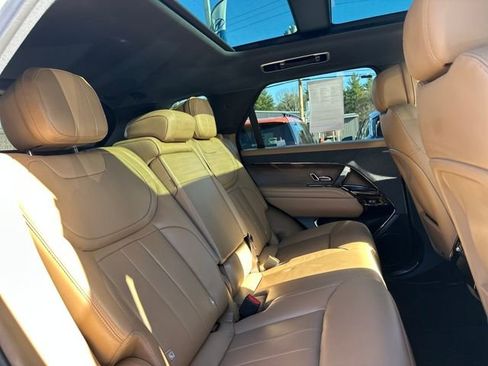 Used 2024 Land Rover Range Rover Sport SE image 20