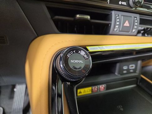 New 2026 Lexus NX 350 AWD image 23