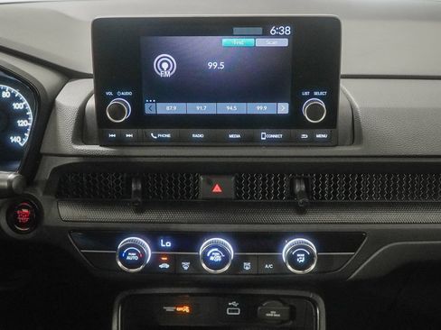 Used 2023 Honda CR-V LX image 24