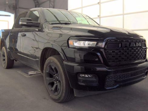 Used 2025 RAM 1500 Big Horn AWD/4WD image 2