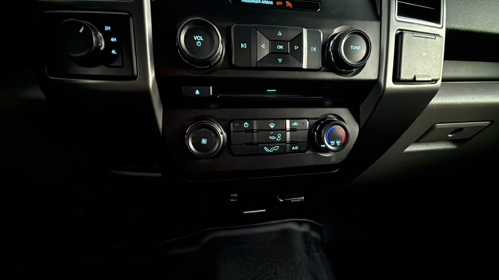 Used 2018 Ford F150 XLT AWD/4WD image 25
