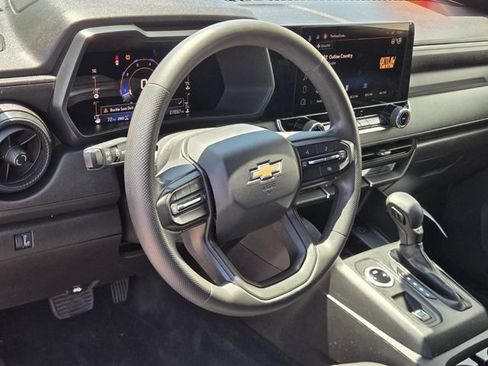 Certified 2023 Chevrolet Colorado W/T w/ WT Convenience Package II AWD/4WD image 18