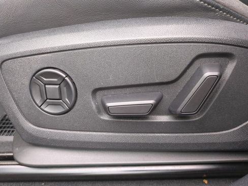 Used 2021 Audi Q3 2.0T Premium Plus AWD/4WD image 16