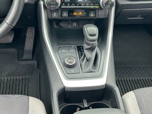 Certified 2023 Toyota RAV4 XLE w/ Convenience Package image 22