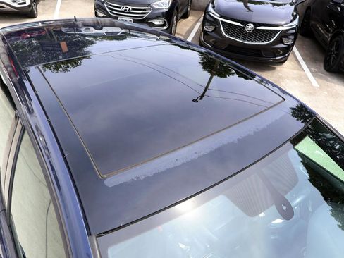 Used 2015 Volkswagen GTI SE w/ Lighting Package (SEL) FWD image 29