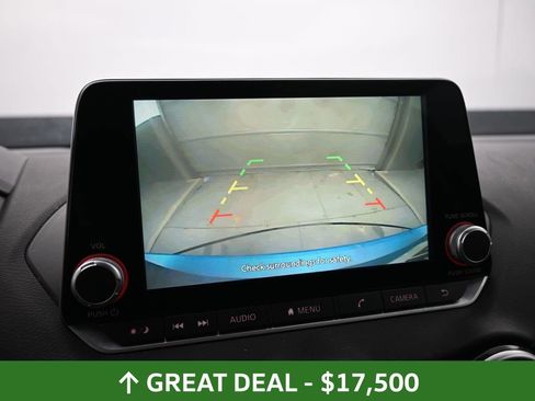 Used 2025 Nissan Sentra SV image 33