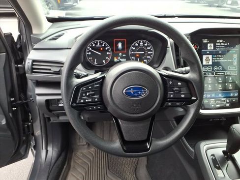 Used 2025 Subaru Crosstrek 2.0i Premium image 5