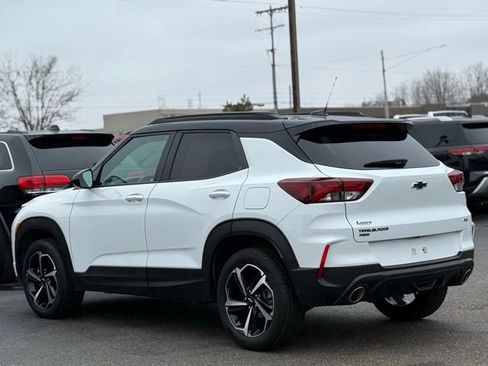 Used 2023 Chevrolet TrailBlazer RS w/ Convenience Package image 41