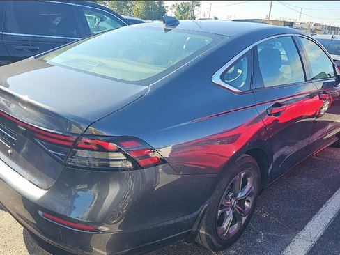 Used 2024 Honda Accord EX image 5