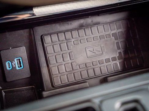 Used 2022 Ford F150 Lightning Lariat w/ Max Trailer Tow Package image 25