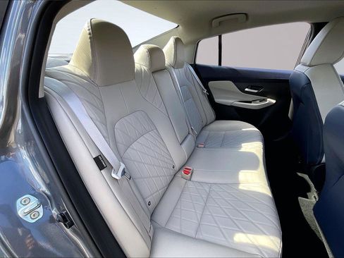 New 2026 Nissan Sentra SL w/ Floor Mat Package FWD image 10