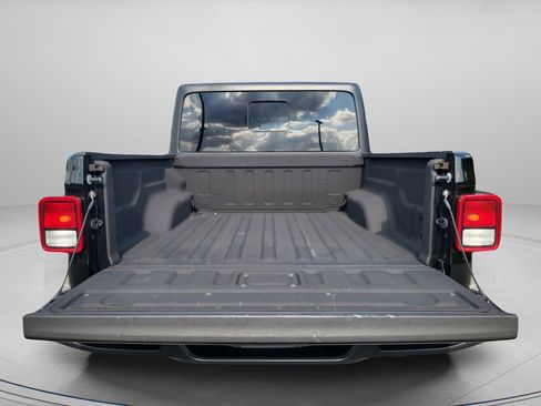 Used 2020 Jeep Gladiator Sport w/ Quick Order Package 24S image 7