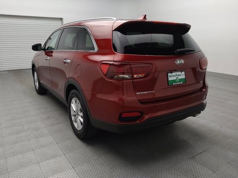 Used 2019 Kia Sorento LX w/ LX Convenience Package image 5