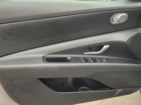 New 2026 Hyundai Elantra Blue image 13