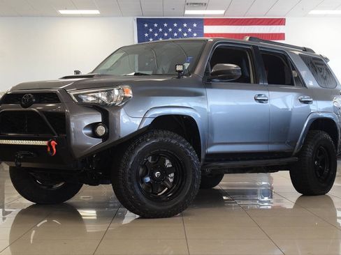 Used 2015 Toyota 4Runner Trail AWD/4WD image 12