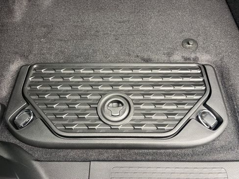 New 2026 RAM 1500 Laramie w/ Sport Appearance Package AWD/4WD image 29