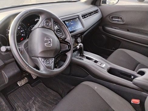 Used 2022 Honda HR-V Sport image 10