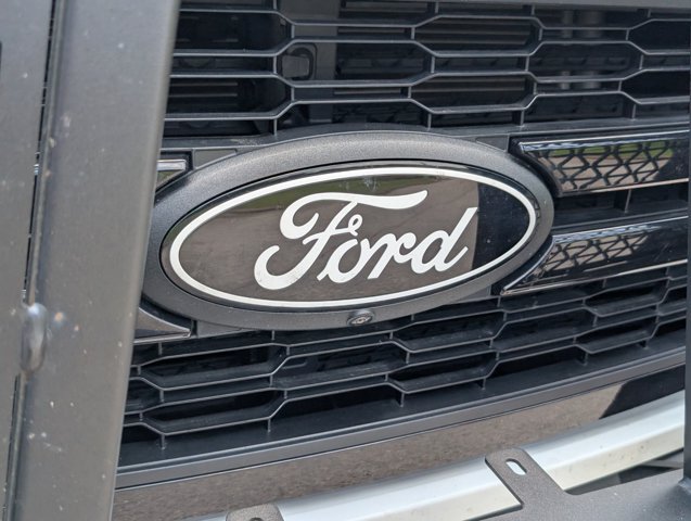 Used 2025 Ford F150 Lariat w/ Equipment Group 502A High AWD/4WD image 7