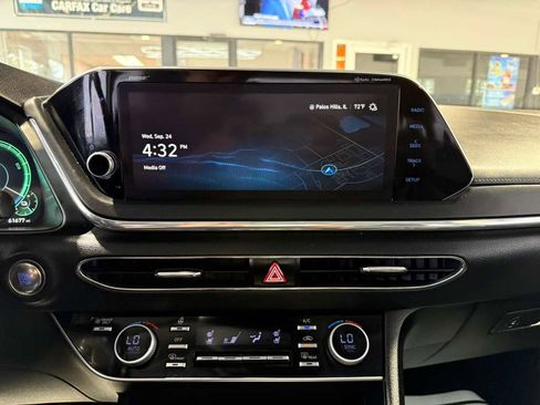 Used 2023 Hyundai Sonata Limited w/ Cargo Package image 29