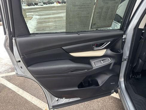 Used 2020 Subaru Ascent Limited w/ Technology Package image 15