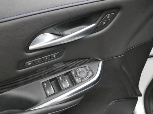 Certified 2024 Cadillac XT4 Sport FWD image 15