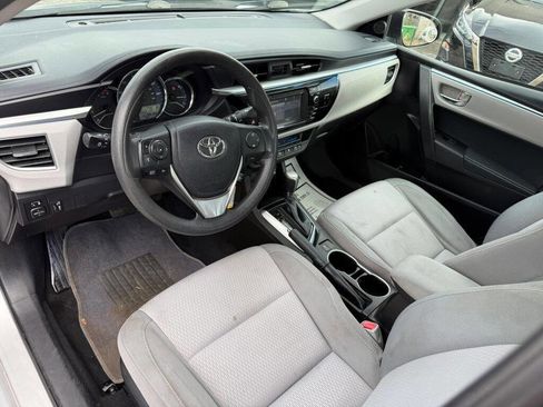 Used 2014 Toyota Corolla LE image 12