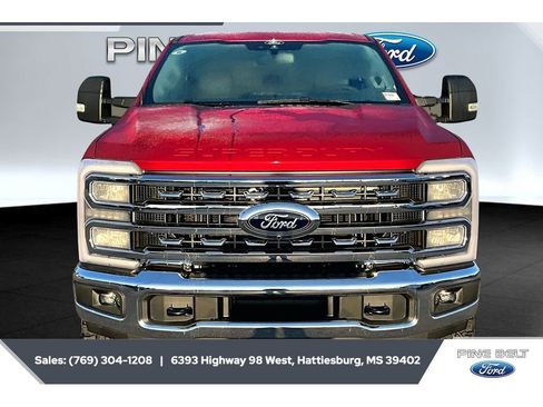New 2026 Ford F350 XLT w/ XLT Premium Package AWD/4WD image 3
