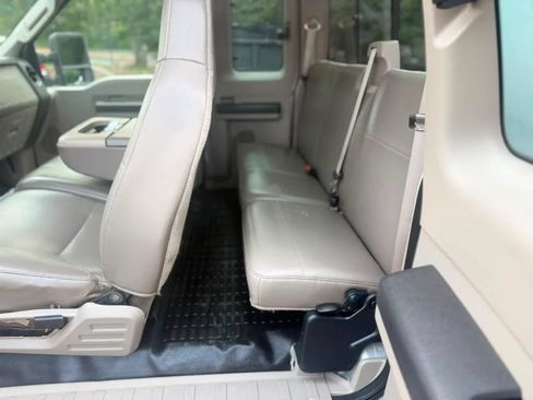 Used 2008 Ford F250 FX4 AWD/4WD image 10
