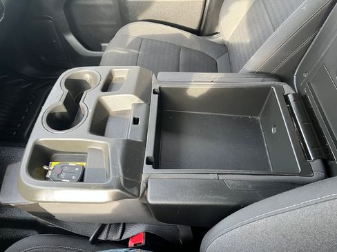 Used 2022 Chevrolet Silverado 2500 LT w/ Convenience Package image 14