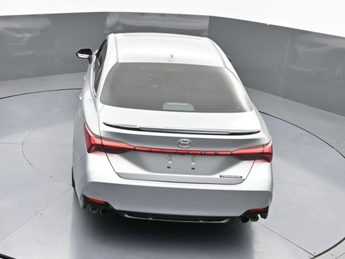 Used 2022 Toyota Avalon Touring image 41