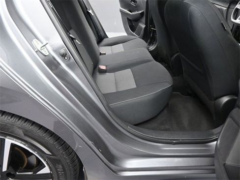 Used 2024 Nissan Sentra SV image 37