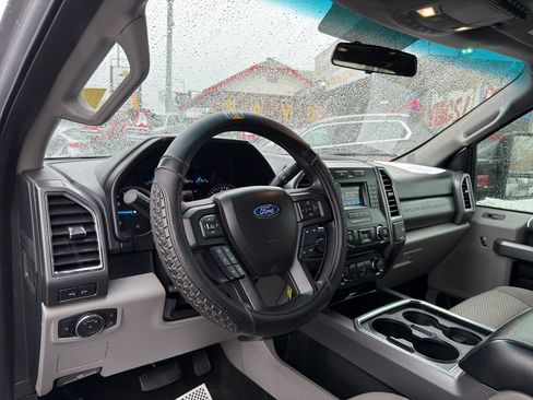 Used 2017 Ford F250 XLT w/ FX4 Off-Road Package image 10