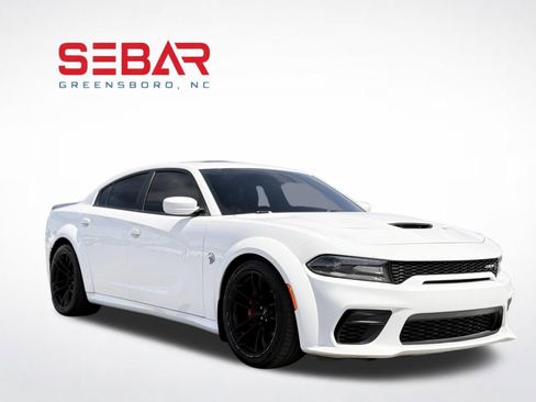 Used 2020 Dodge Charger SRT Hellcat w/ Harman/Kardon Audio Group RWD image 15