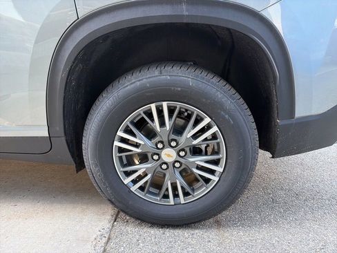 New 2026 Chevrolet Traverse LT AWD/4WD image 25