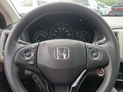 Used 2016 Honda HR-V EX image 19