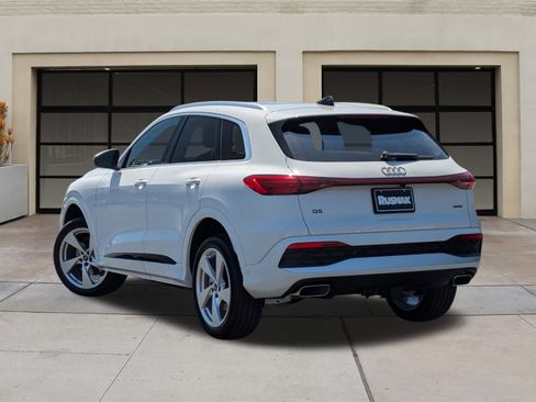 New 2025 Audi Q5 2.0T Premium Plus image 3