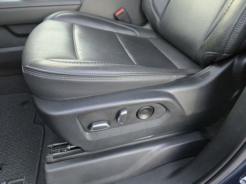 Used 2022 GMC Sierra 1500 Denali w/ Technology Package image 14