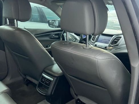Used 2014 Chevrolet Impala LT FWD image 7