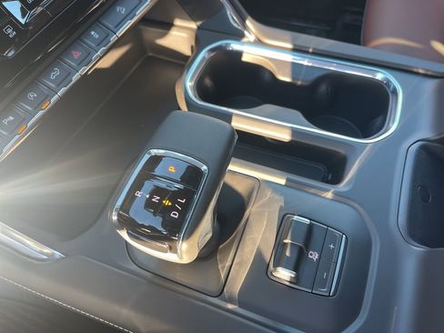 New 2026 GMC Sierra 1500 Denali Ultimate w/ LPO, Black Badging Package image 21