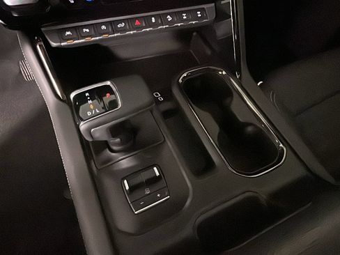 Used 2024 GMC Sierra 1500 AT4X AWD/4WD image 26