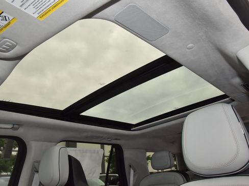 New 2026 Lincoln Navigator Black Label AWD/4WD image 35