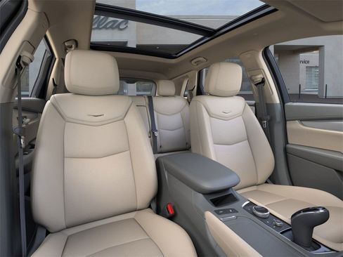 New 2025 Cadillac XT5 Premium Luxury w/ Technology Package image 16