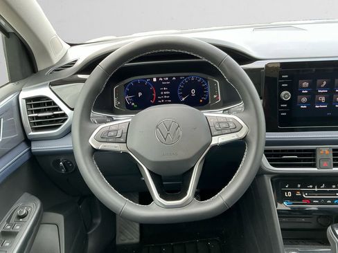 New 2025 Volkswagen Taos SEL image 12