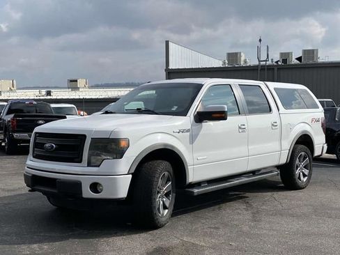 Used 2014 Ford F150 FX4 w/ Equipment Group 402A Luxury image 8