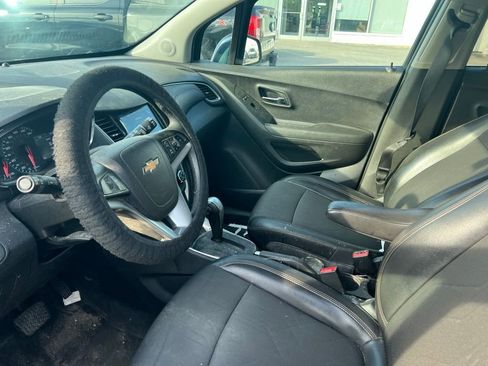 Used 2019 Chevrolet Trax LT w/ Driver Confidence Package AWD/4WD image 13