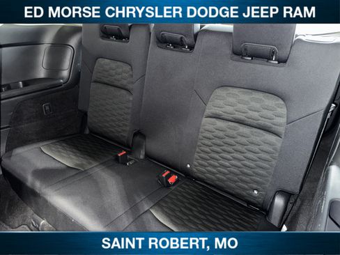 Used 2024 Nissan Pathfinder SV FWD image 30