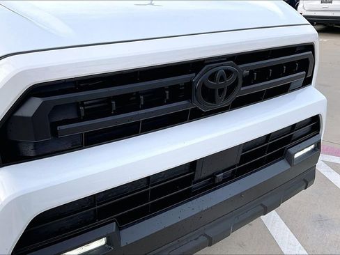 Used 2025 Toyota 4Runner SR5 image 38